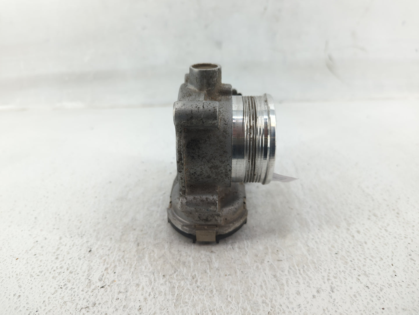 2014-2018 Ford Focus Throttle Body P/N:DS7E-9F991-BB Fits Fits 2014 2015 2016 2017 2018 2019 2020 2021 2022 OEM Used Auto Pa