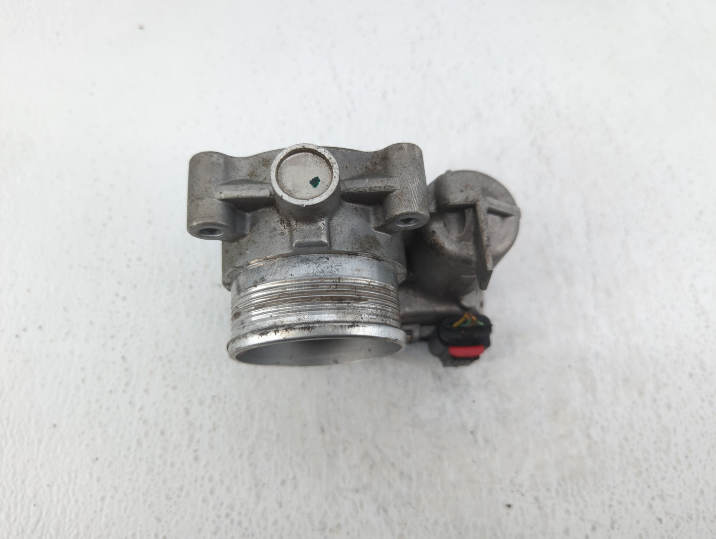 2014-2018 Ford Focus Throttle Body P/N:DS7E-9F991-BB Fits Fits 2014 2015 2016 2017 2018 2019 2020 2021 2022 OEM Used Auto Pa
