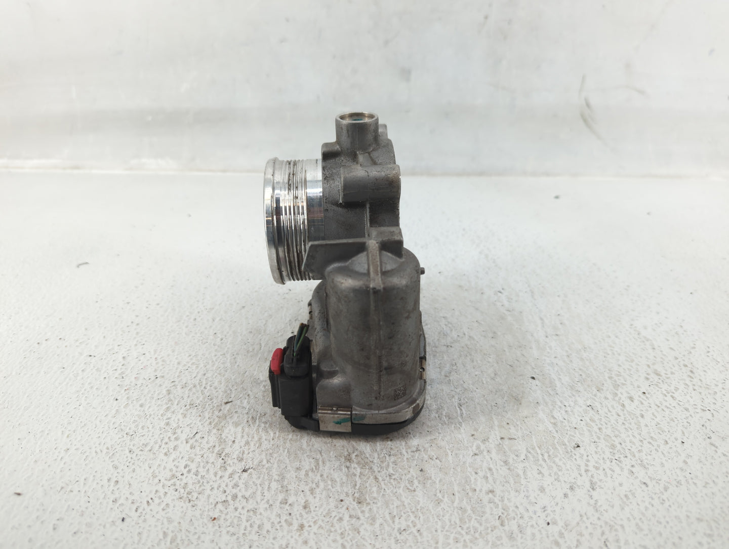 2014-2018 Ford Focus Throttle Body P/N:DS7E 9F991-BB Fits Fits 2014 2015 2016 2017 2018 2019 2020 2021 2022 OEM Used Auto Pa