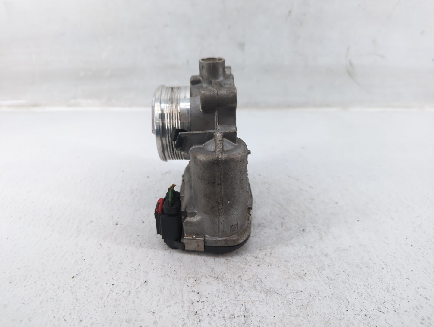 2014-2018 Ford Focus Throttle Body P/N:7S7E-9F9991-BB Fits Fits 2014 2015 2016 2017 2018 2019 2020 2021 2022 OEM Used Auto P