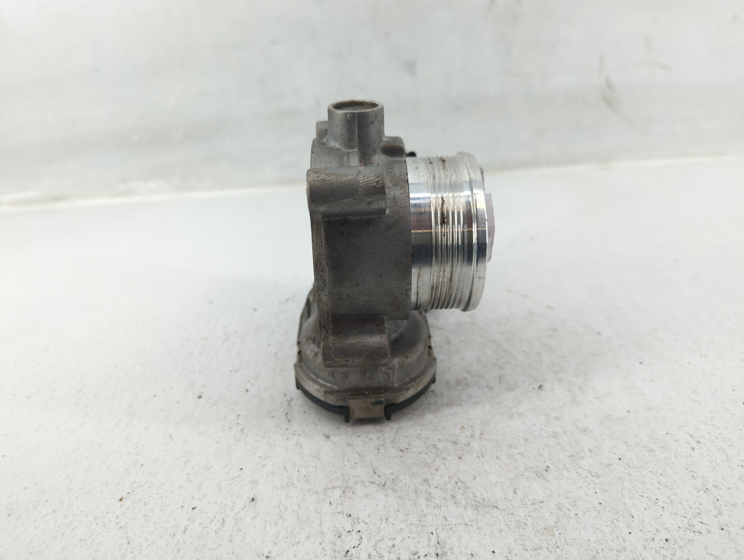2014-2018 Ford Focus Throttle Body P/N:7S7E-9F9991-BB Fits Fits 2014 2015 2016 2017 2018 2019 2020 2021 2022 OEM Used Auto P