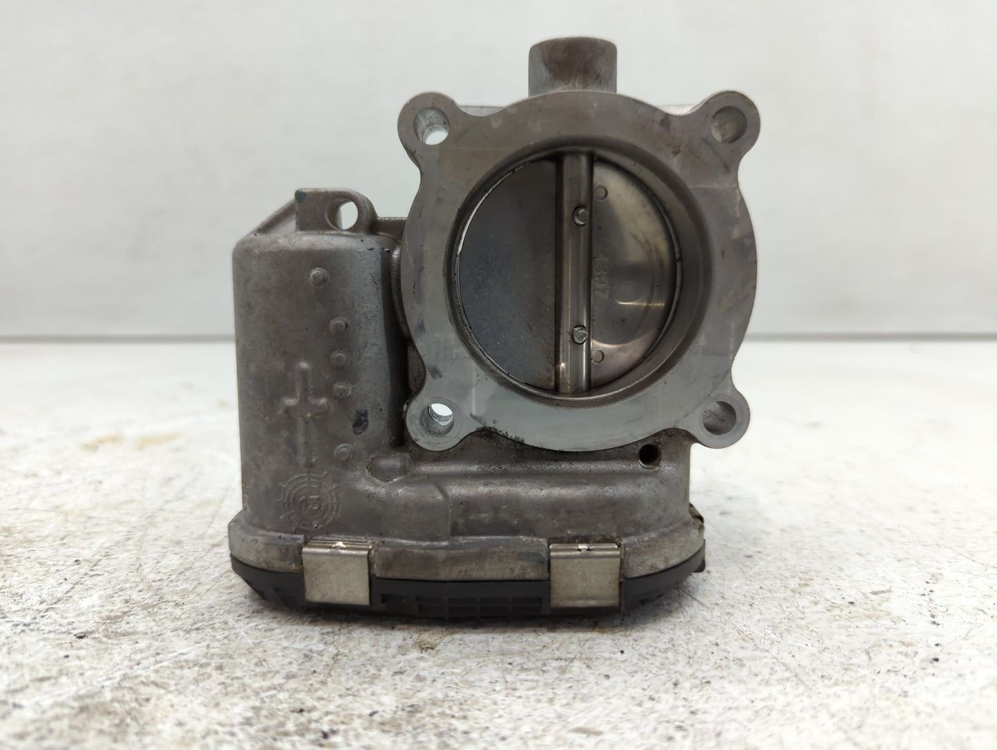 2014-2018 Ford Focus Throttle Body P/N:DS7E-9F991-BB Fits Fits 2014 2015 2016 2017 2018 2019 2020 2021 2022 OEM Used Auto Pa
