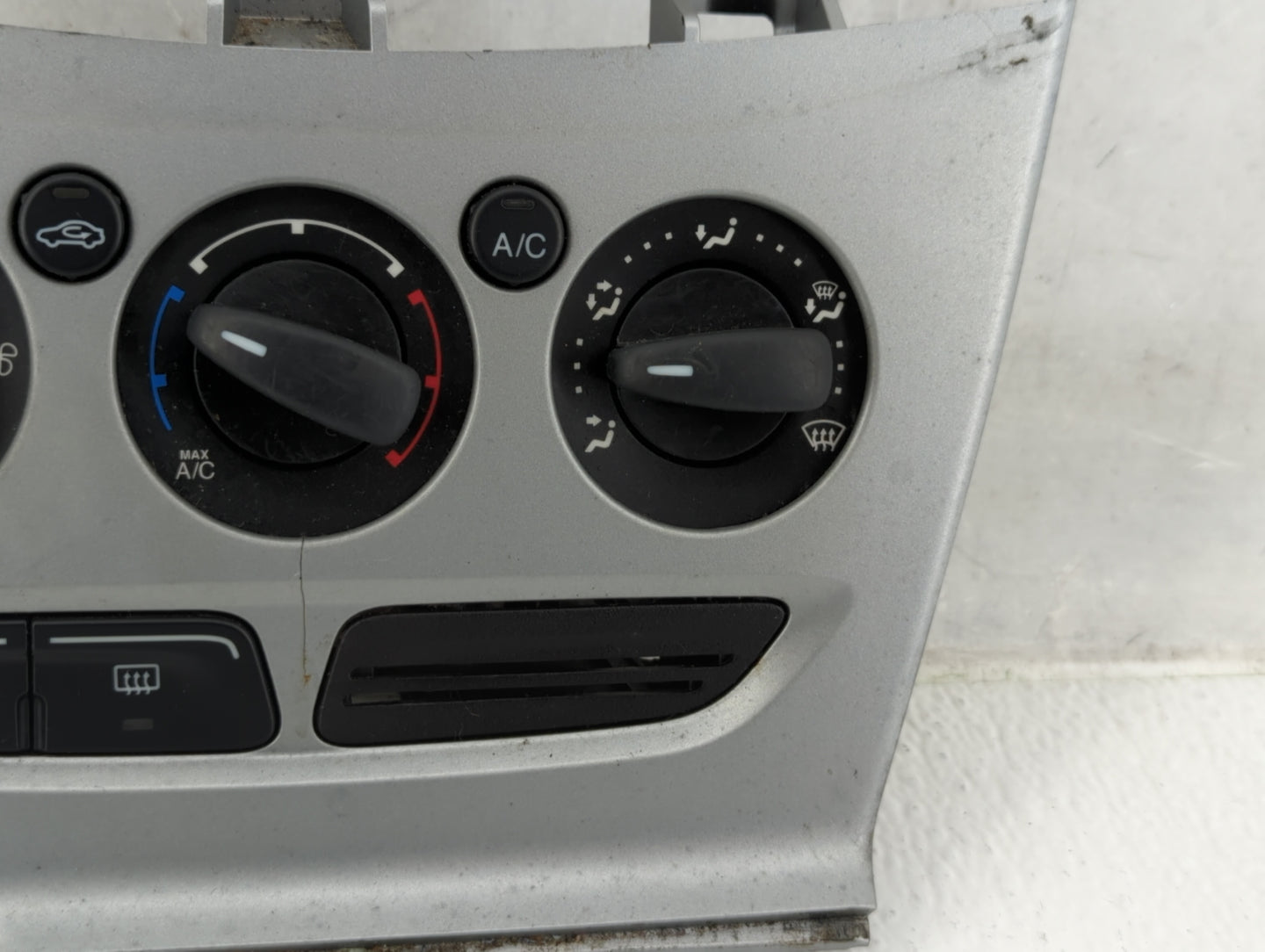 2013-2014 Ford Focus Climate Control Module Temperature AC/Heater Replacement P/N:E1062773 CM5T-19980-AF Fits Fits 2013 2014
