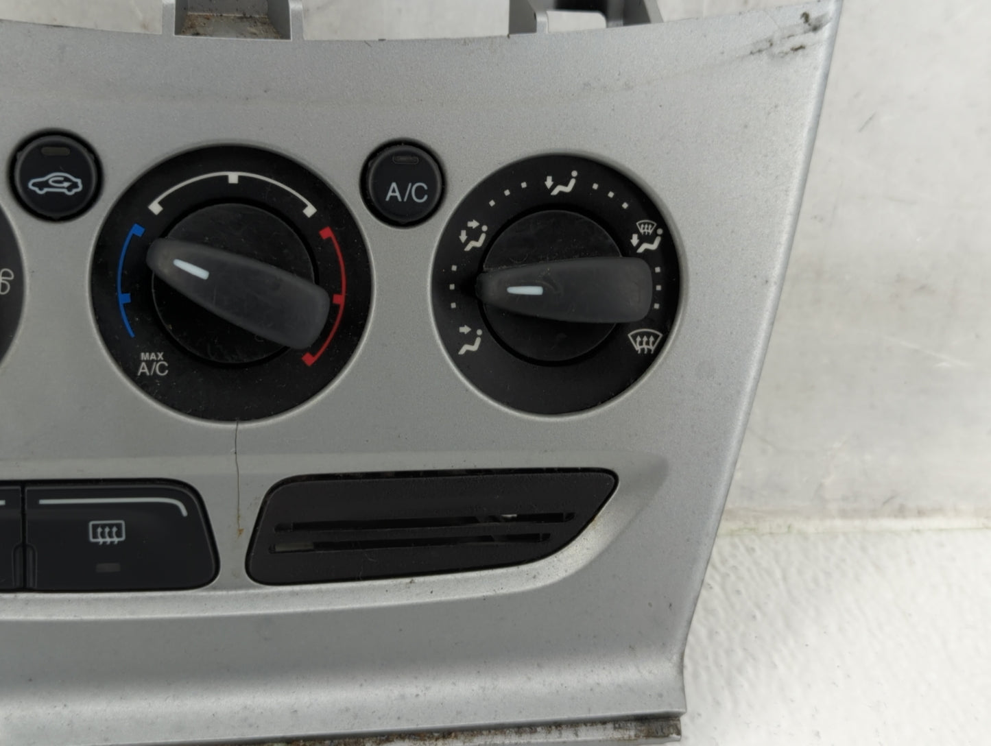 2013-2014 Ford Focus Climate Control Module Temperature AC/Heater Replacement P/N:E1062773 CM5T-19980-AF Fits Fits 2013 2014