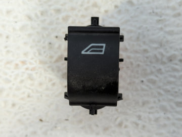 2014 Ford Focus Passenger Right Power Window Switch 10022903 - Oemusedautoparts1.com