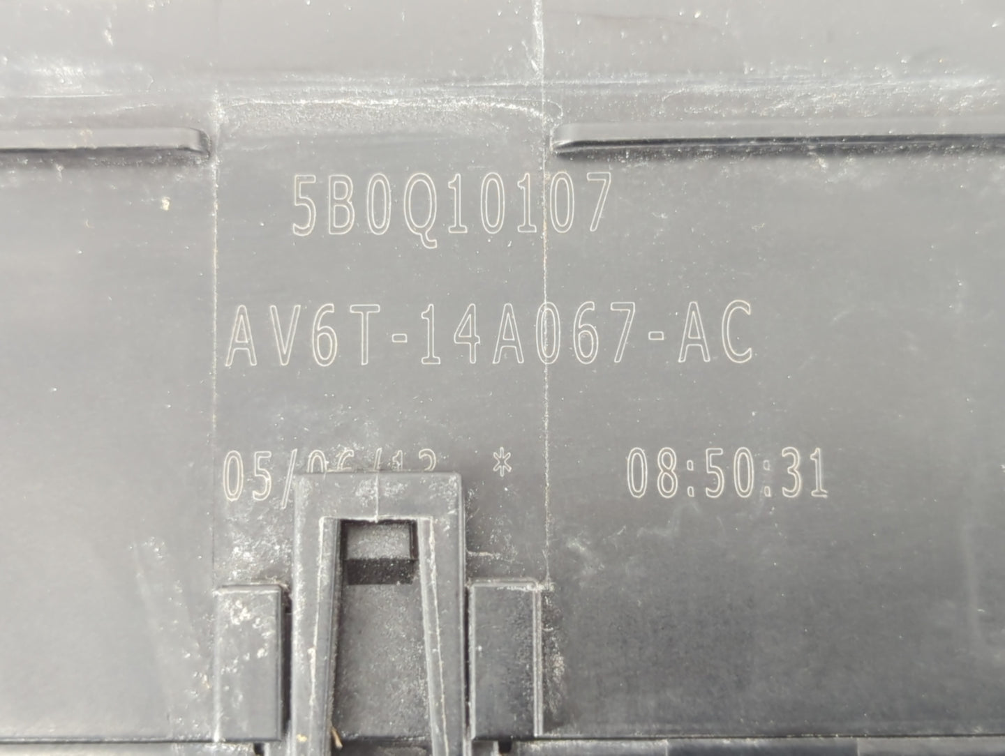 2012-2014 Ford Focus Fusebox Fuse Box Panel Relay Module P/N:AV6T-14A067-AC DV6T-14A073-CE Fits Fits 2012 2013 2014 OEM Used