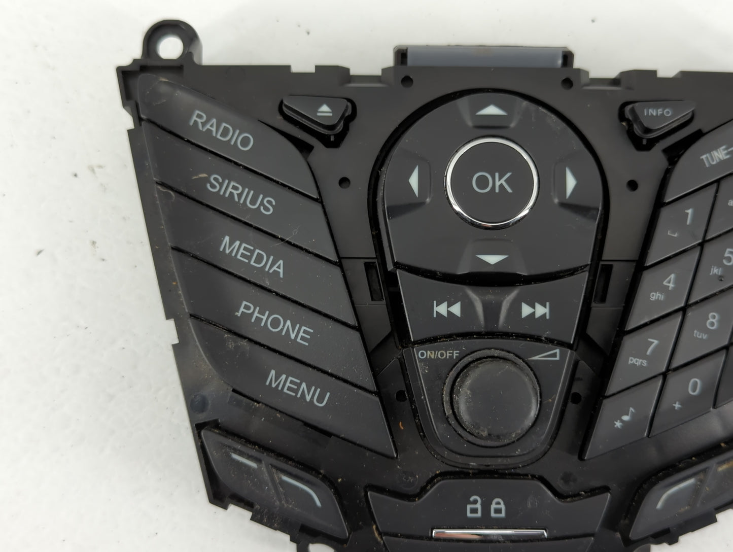 2013-2014 Ford Focus Am Fm Cd Player Radio Receiver - Oemusedautoparts1.com