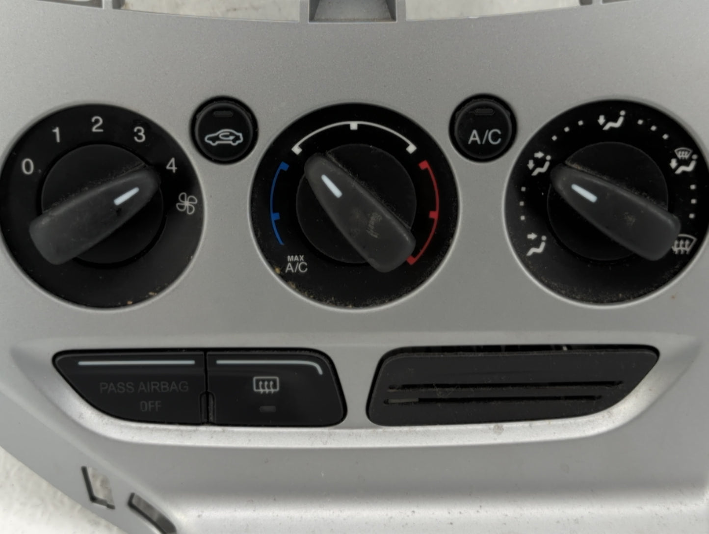 2013-2014 Ford Focus Climate Control Module Temperature AC/Heater Replacement P/N:CM5T-18988-AE Fits Fits 2013 2014 OEM Used