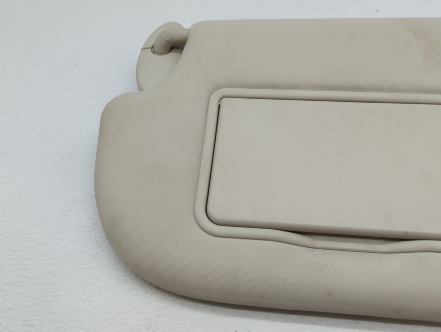 2013-2018 Ford Focus Sun Visor Shade Replacement Driver Left Mirror Fits Fits 2013 2014 2015 2016 2017 2018 OEM Used Auto Pa