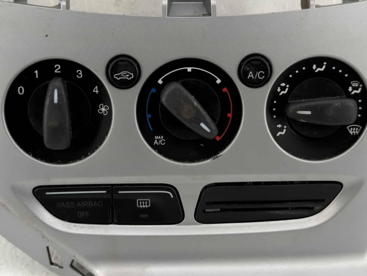 2013-2014 Ford Focus Climate Control Module Temperature AC/Heater Replacement P/N:CM5T-19980-AF Fits Fits 2013 2014 OEM Used