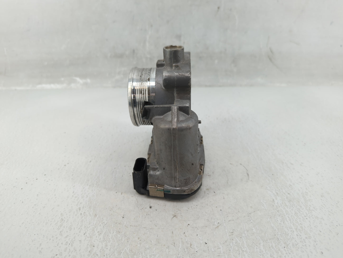 2014-2018 Ford Focus Throttle Body P/N:DS7E-9F991-BB Fits Fits 2014 2015 2016 2017 2018 2019 2020 2021 2022 OEM Used Auto Pa