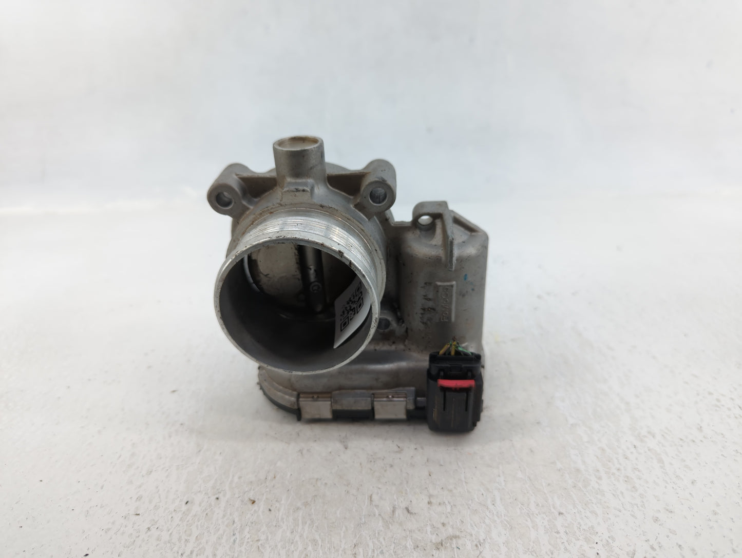 2014-2018 Ford Focus Throttle Body P/N:DS7E-9F991-BB Fits Fits 2014 2015 2016 2017 2018 2019 2020 2021 2022 OEM Used Auto Pa