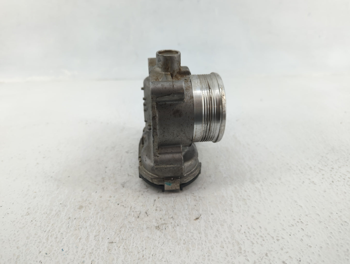 2014-2018 Ford Focus Throttle Body P/N:DS7E-9F991-BB Fits Fits 2014 2015 2016 2017 2018 2019 2020 2021 2022 OEM Used Auto Pa
