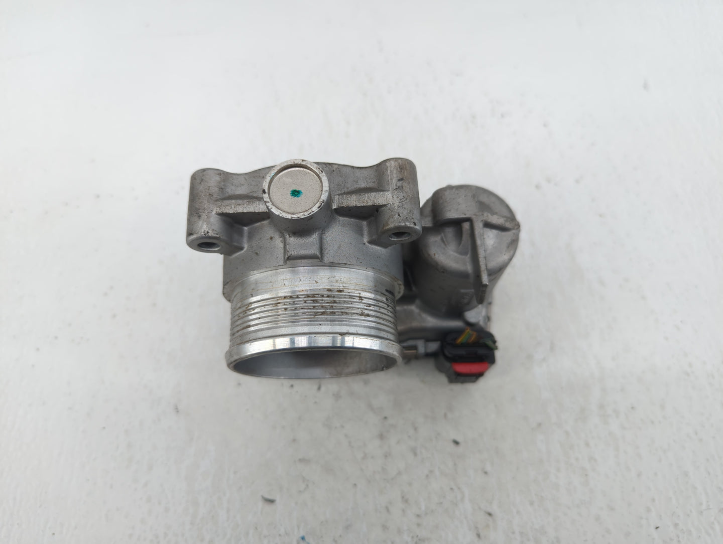 2014-2018 Ford Focus Throttle Body P/N:DS7E-9F991-BB Fits Fits 2014 2015 2016 2017 2018 2019 2020 2021 2022 OEM Used Auto Pa