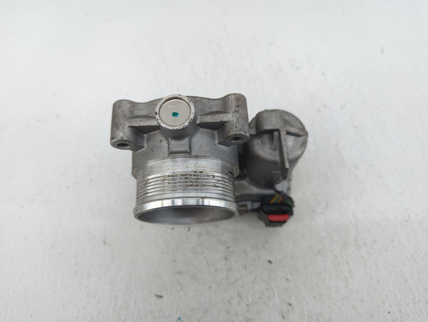2014-2018 Ford Focus Throttle Body P/N:DS7E-9F991-BB Fits Fits 2014 2015 2016 2017 2018 2019 2020 2021 2022 OEM Used Auto Pa