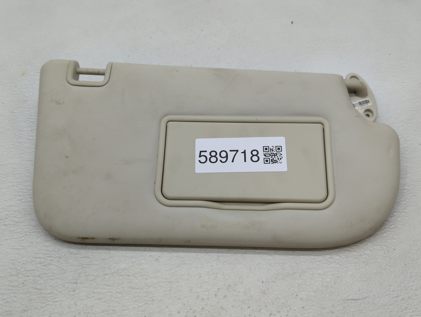 2013-2018 Ford Focus Sun Visor Shade Replacement Passenger Right Mirror Fits Fits 2013 2014 2015 2016 2017 2018 OEM Used Aut