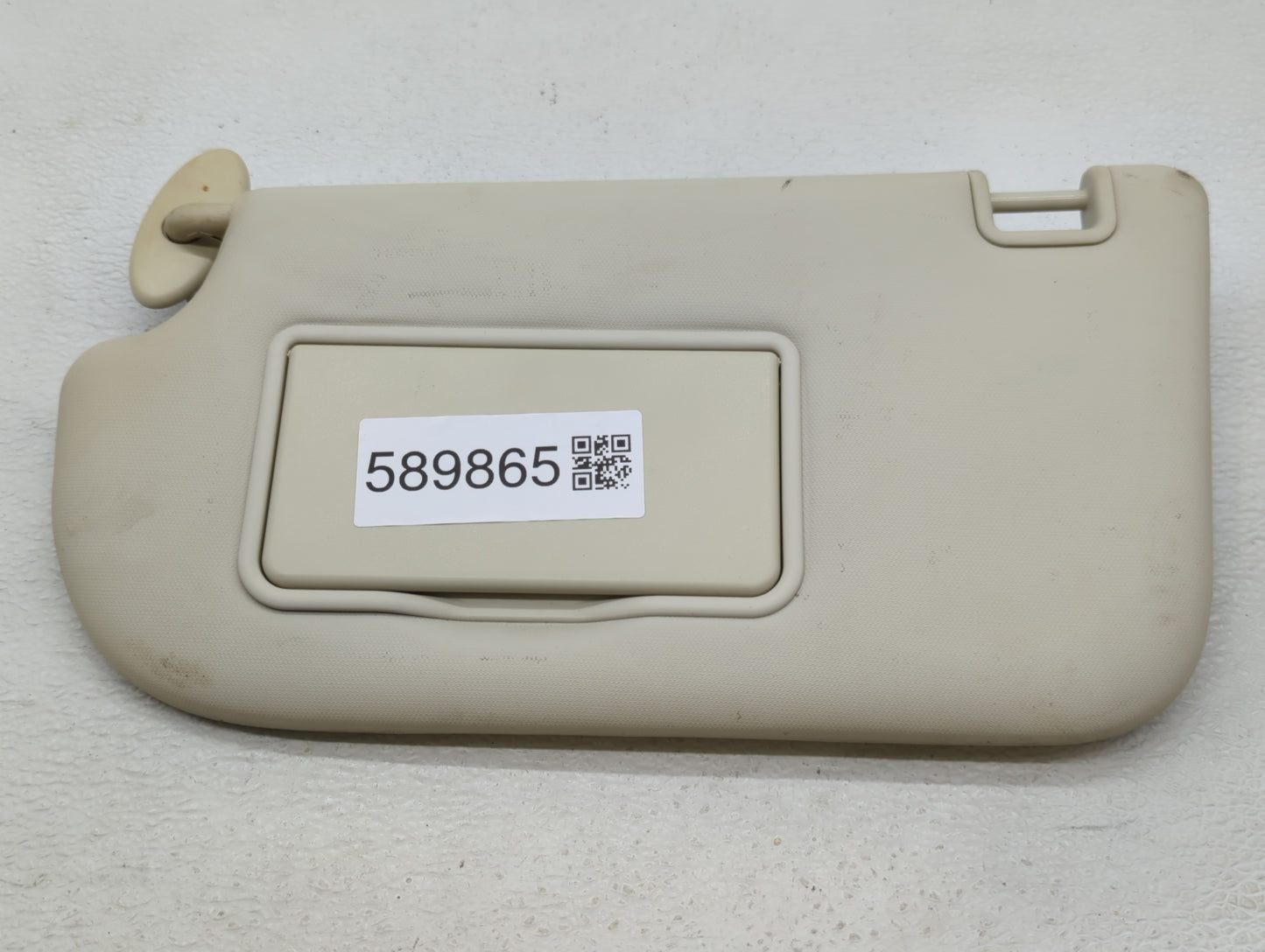 2014 Ford Focus Sun Visor Shade Replacement Driver Left Mirror Fits OEM Used Auto Parts - Oemusedautoparts1.com