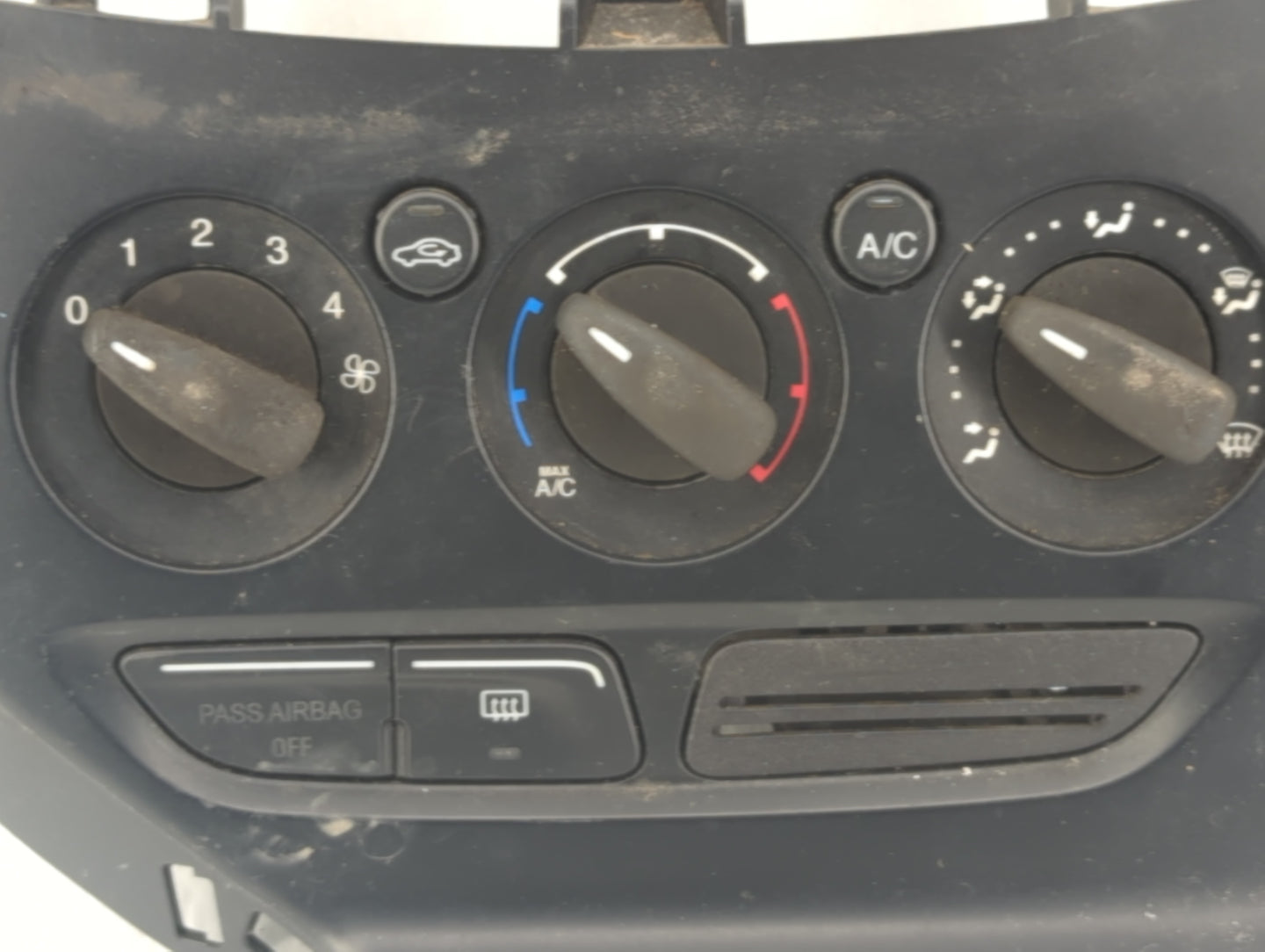 2013-2014 Ford Focus Climate Control Module Temperature AC/Heater Replacement P/N:CM5T-19980-AE Fits Fits 2013 2014 OEM Used
