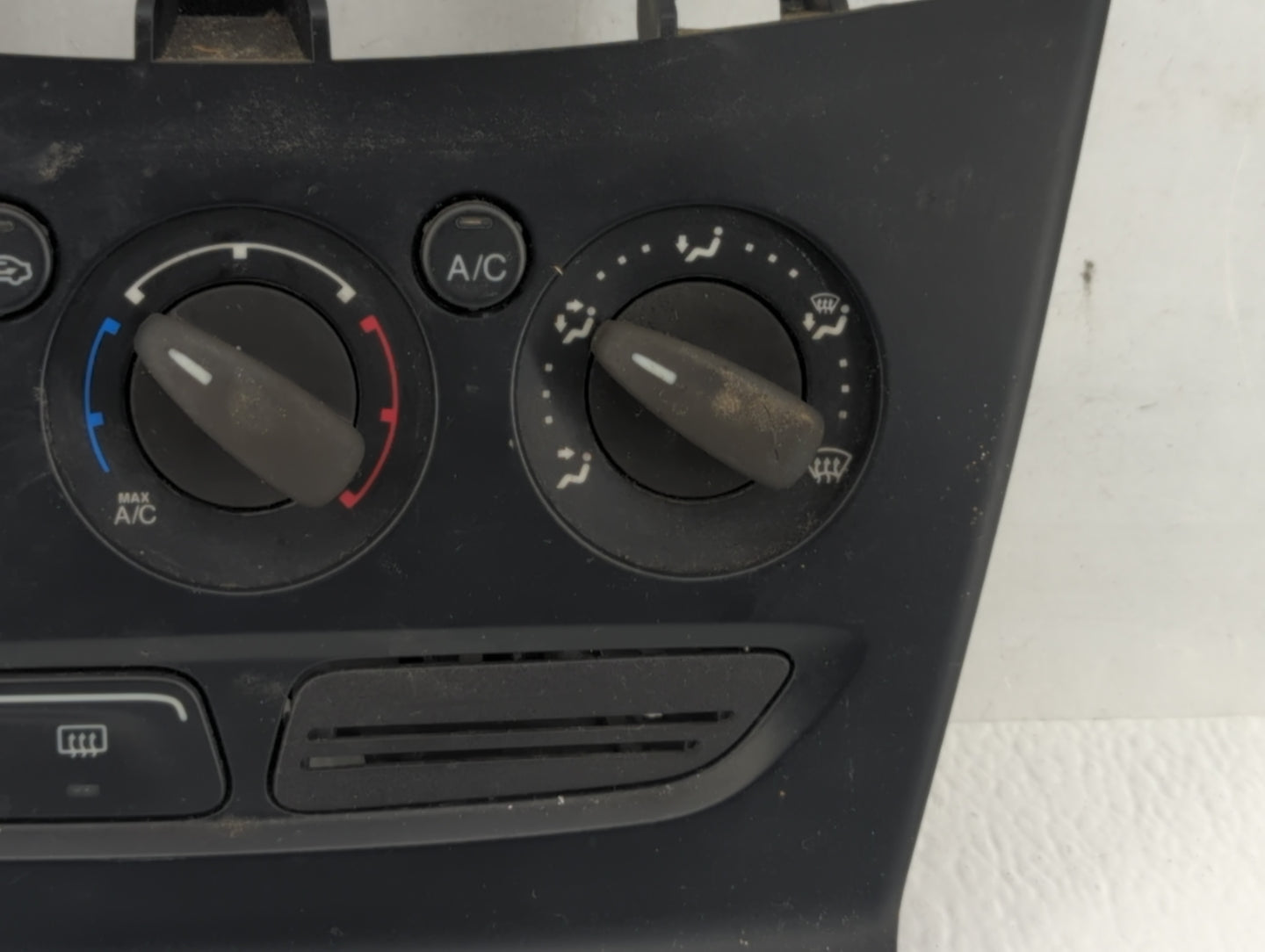 2013-2014 Ford Focus Climate Control Module Temperature AC/Heater Replacement P/N:CM5T-19980-AE Fits Fits 2013 2014 OEM Used