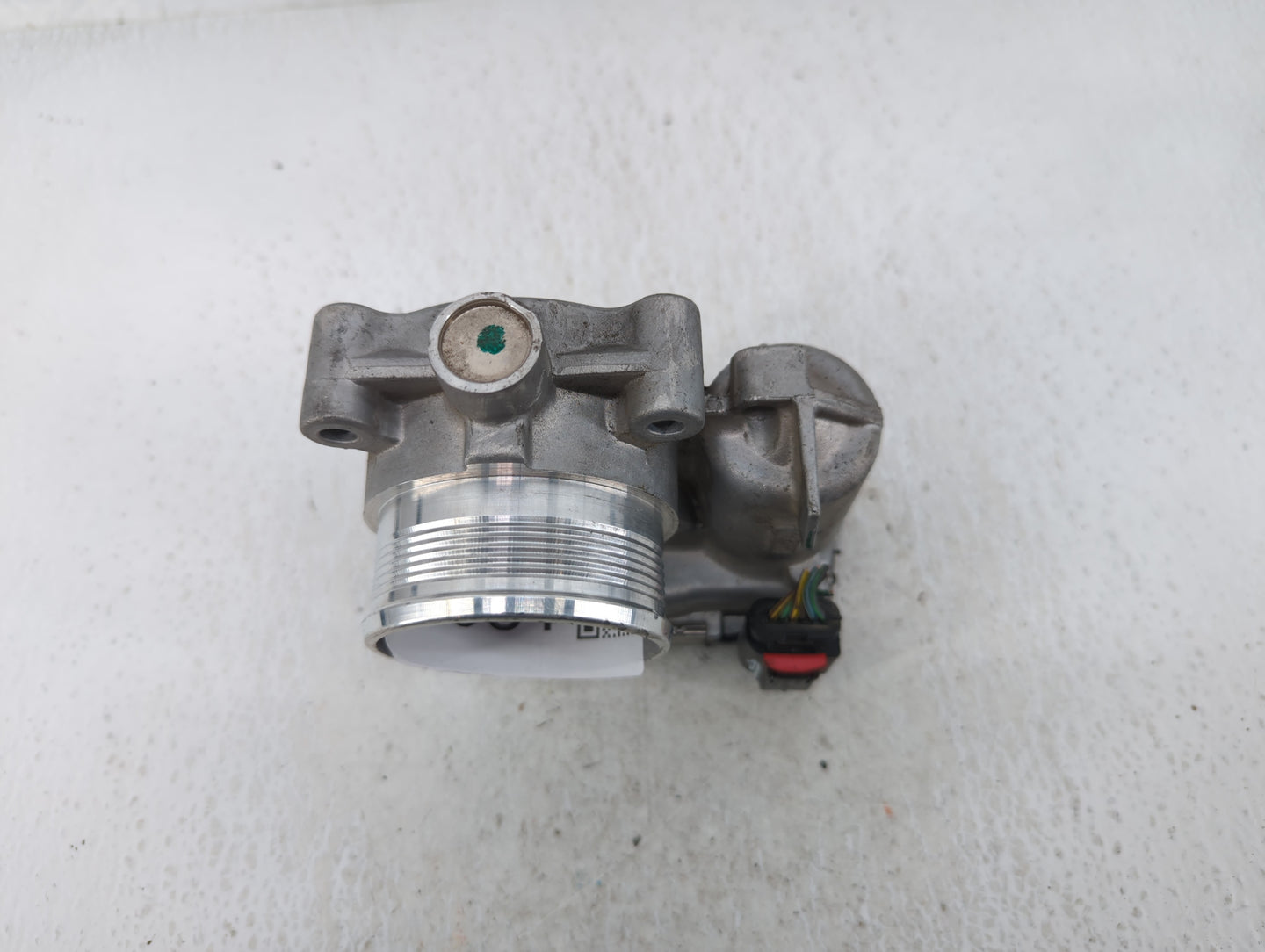 2014-2018 Ford Focus Throttle Body P/N:DS7E-9F991-BB Fits Fits 2014 2015 2016 2017 2018 2019 2020 2021 2022 OEM Used Auto Pa