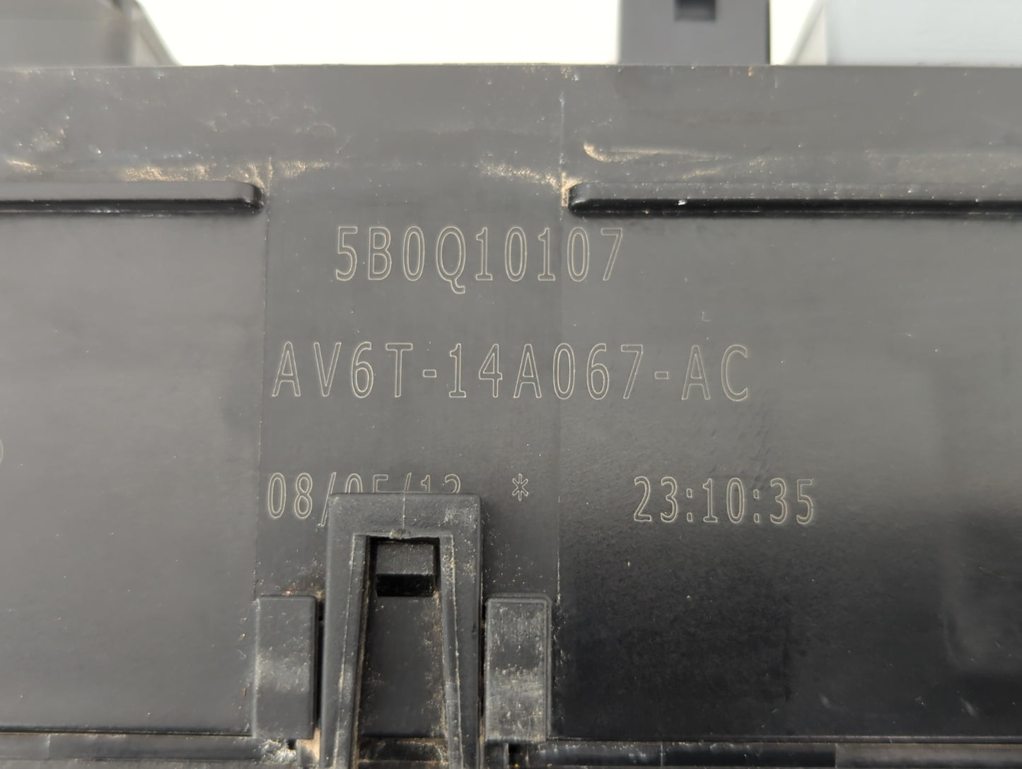 2012-2014 Ford Focus Fusebox Fuse Box Panel Relay Module P/N:AV6T-14A142-AA AV6T-14A067-AB Fits Fits 2012 2013 2014 OEM Used