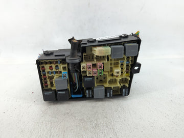 2012-2014 Ford Focus Fusebox Fuse Box Panel Relay Module P/N:AV6T-14A067-AD Fits Fits 2012 2013 2014 OEM Used Auto Parts