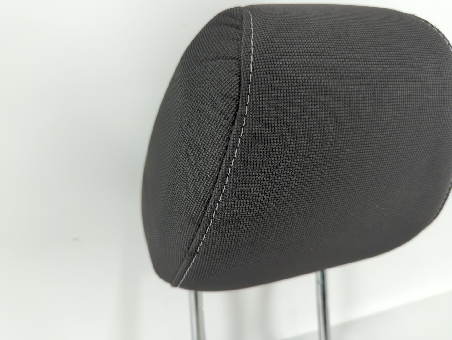 2014 Ford Focus Headrest Head Rest Front Driver Passenger Seat Black - Oemusedautoparts1.com