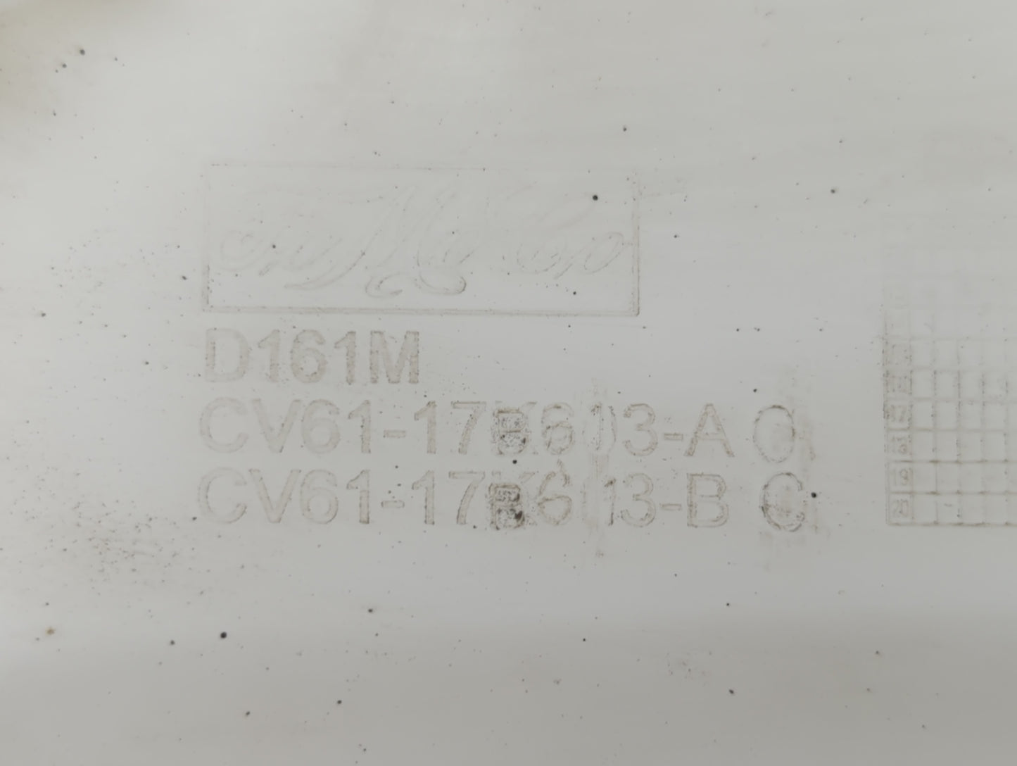 2012-2018 Ford Focus Windshield Washer Fluid Reservoir Bottle 622930 - Oemusedautoparts1.com