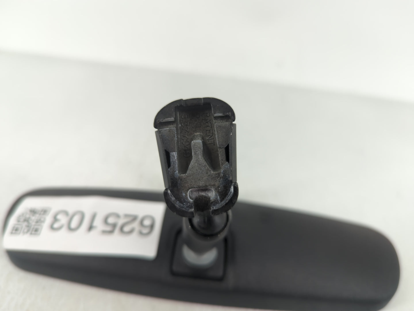 2010-2018 Ford Focus Interior Rear View Mirror Replacement OEM P/N:IE8011681 Fits OEM Used Auto Parts - Oemusedautoparts1.co