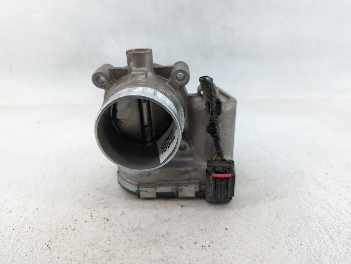 2014-2018 Ford Focus Throttle Body P/N:DS7E-9F991-BB Fits Fits 2014 2015 2016 2017 2018 2019 2020 2021 2022 OEM Used Auto Pa