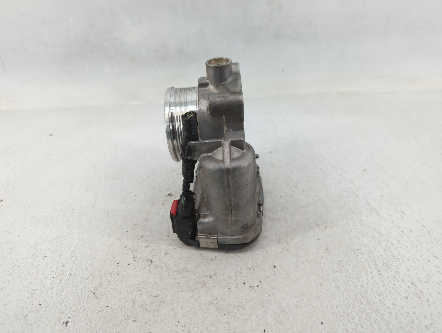 2014-2018 Ford Focus Throttle Body P/N:DS7E-9F991-BB Fits Fits 2014 2015 2016 2017 2018 2019 2020 2021 2022 OEM Used Auto Pa