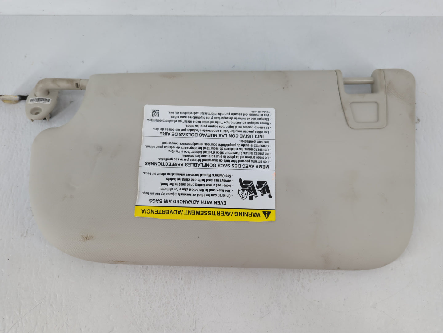 2013-2018 Ford Focus Sun Visor Shade Replacement Driver Left Mirror Fits Fits 2013 2014 2015 2016 2017 2018 OEM Used Auto Pa
