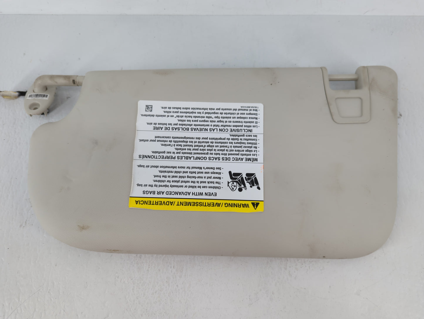 2013-2018 Ford Focus Sun Visor Shade Replacement Driver Left Mirror Fits Fits 2013 2014 2015 2016 2017 2018 OEM Used Auto Pa
