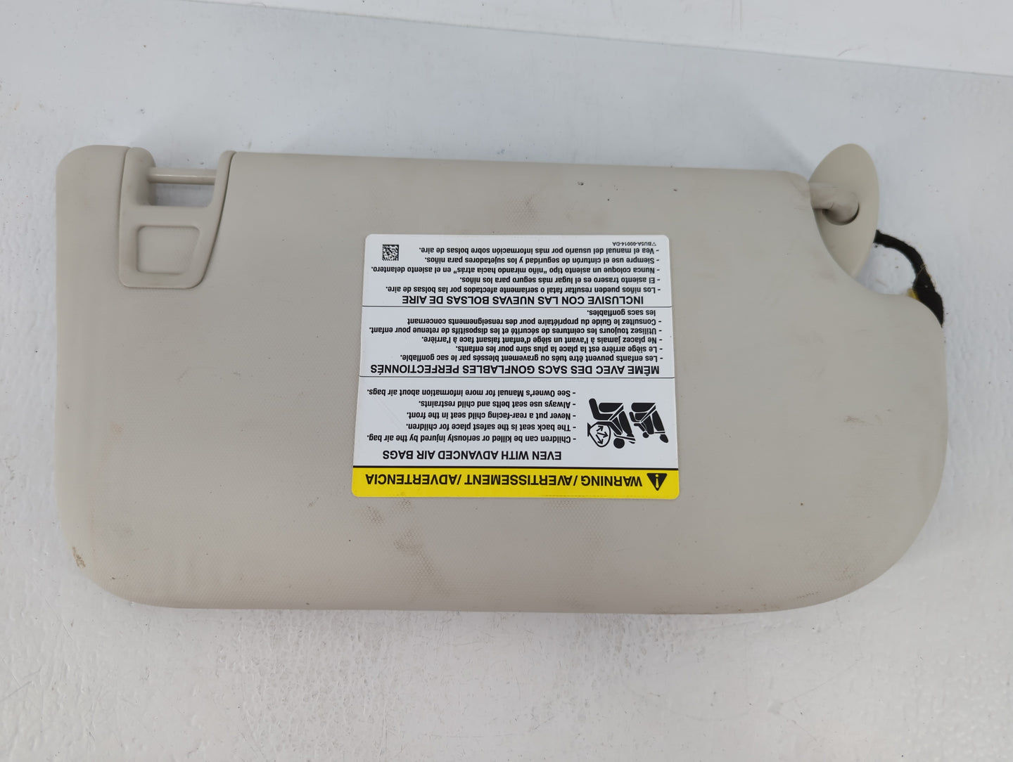 2013-2018 Ford Focus Sun Visor Shade Replacement Passenger Right Mirror Fits Fits 2013 2014 2015 2016 2017 2018 OEM Used Aut