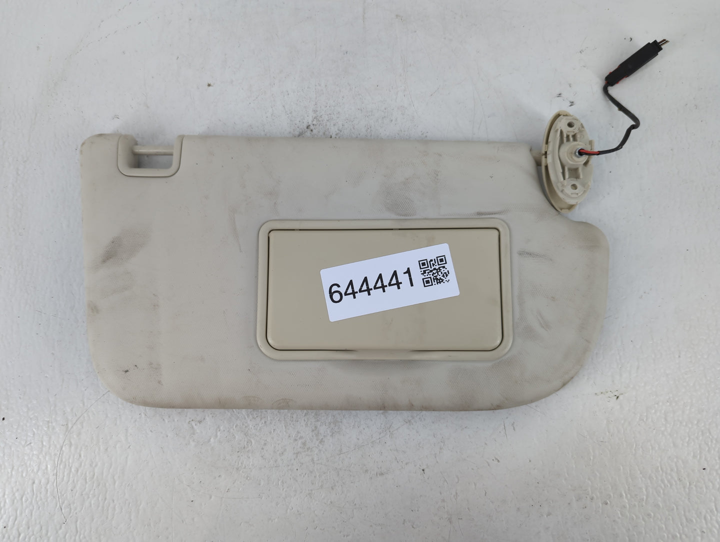2013-2018 Ford Focus Sun Visor Shade Replacement Passenger Right Mirror Fits Fits 2013 2014 2015 2016 2017 2018 OEM Used Aut