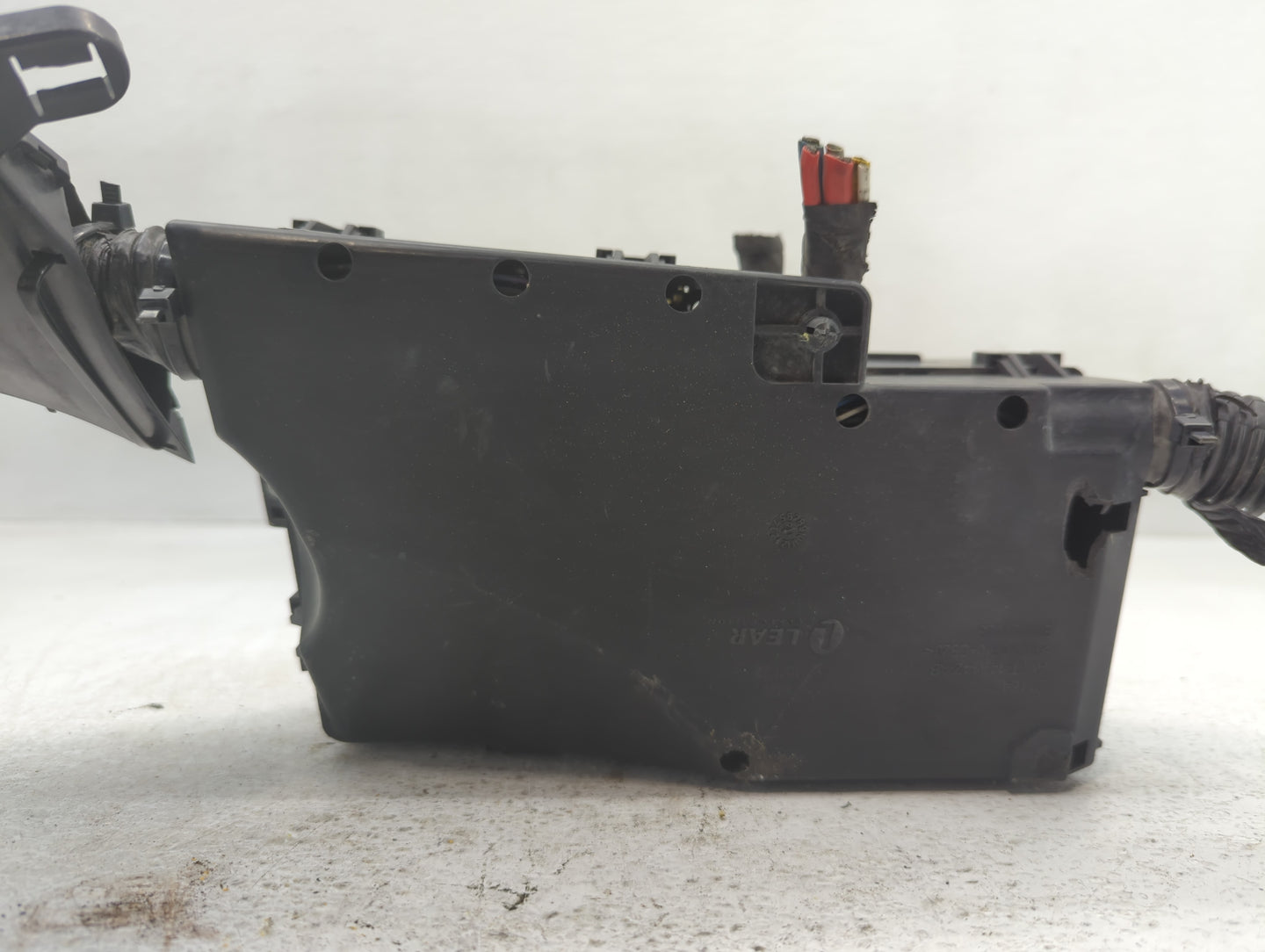 2012-2014 Ford Focus Fusebox Fuse Box Panel Relay Module P/N:E02345500 AV6T-14A 142-AB Fits Fits 2012 2013 2014 OEM Used Aut