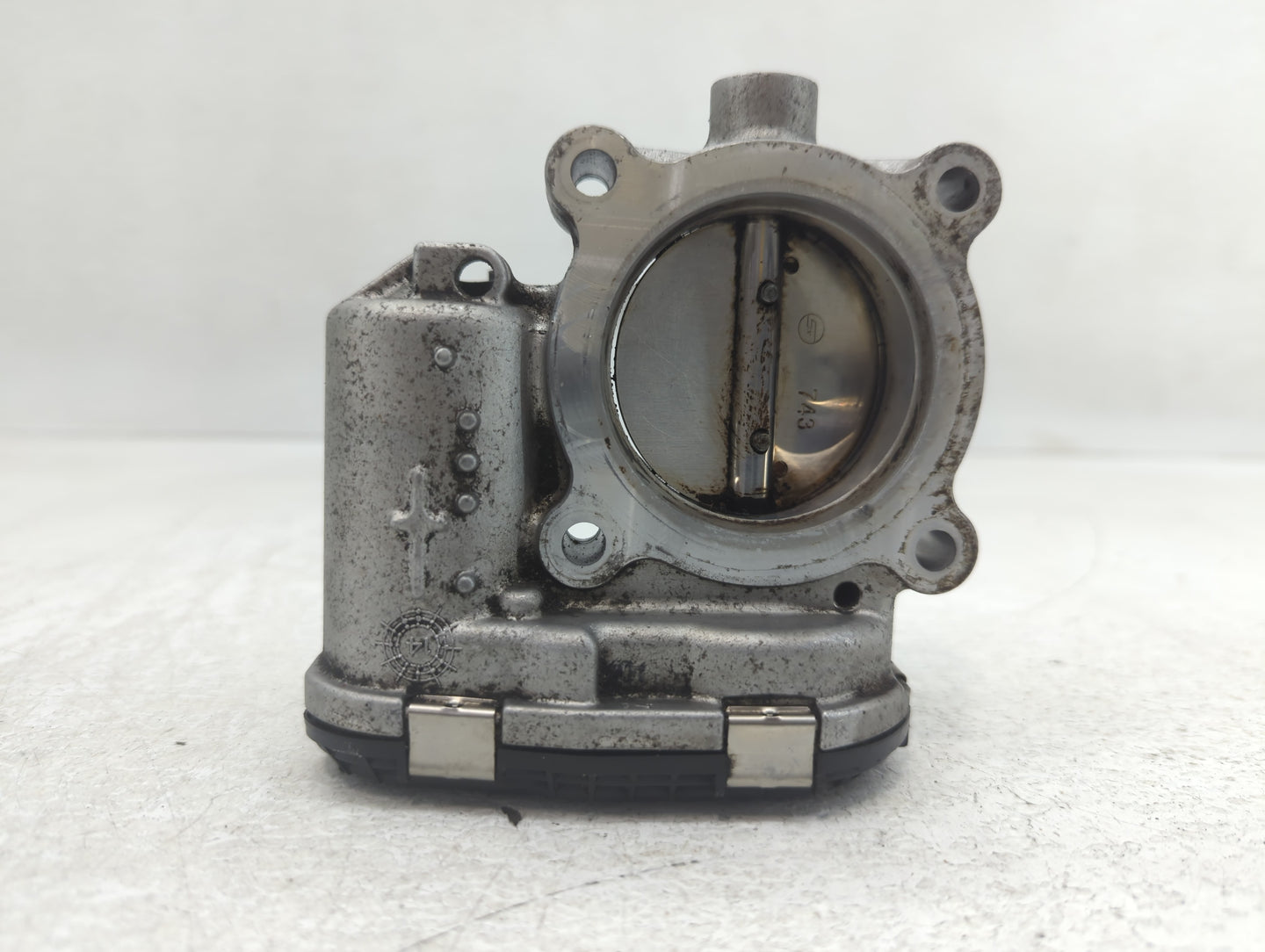 2014-2018 Ford Focus Throttle Body P/N:DS7E-9F991-BB Fits Fits 2014 2015 2016 2017 2018 2019 2020 2021 2022 OEM Used Auto Pa