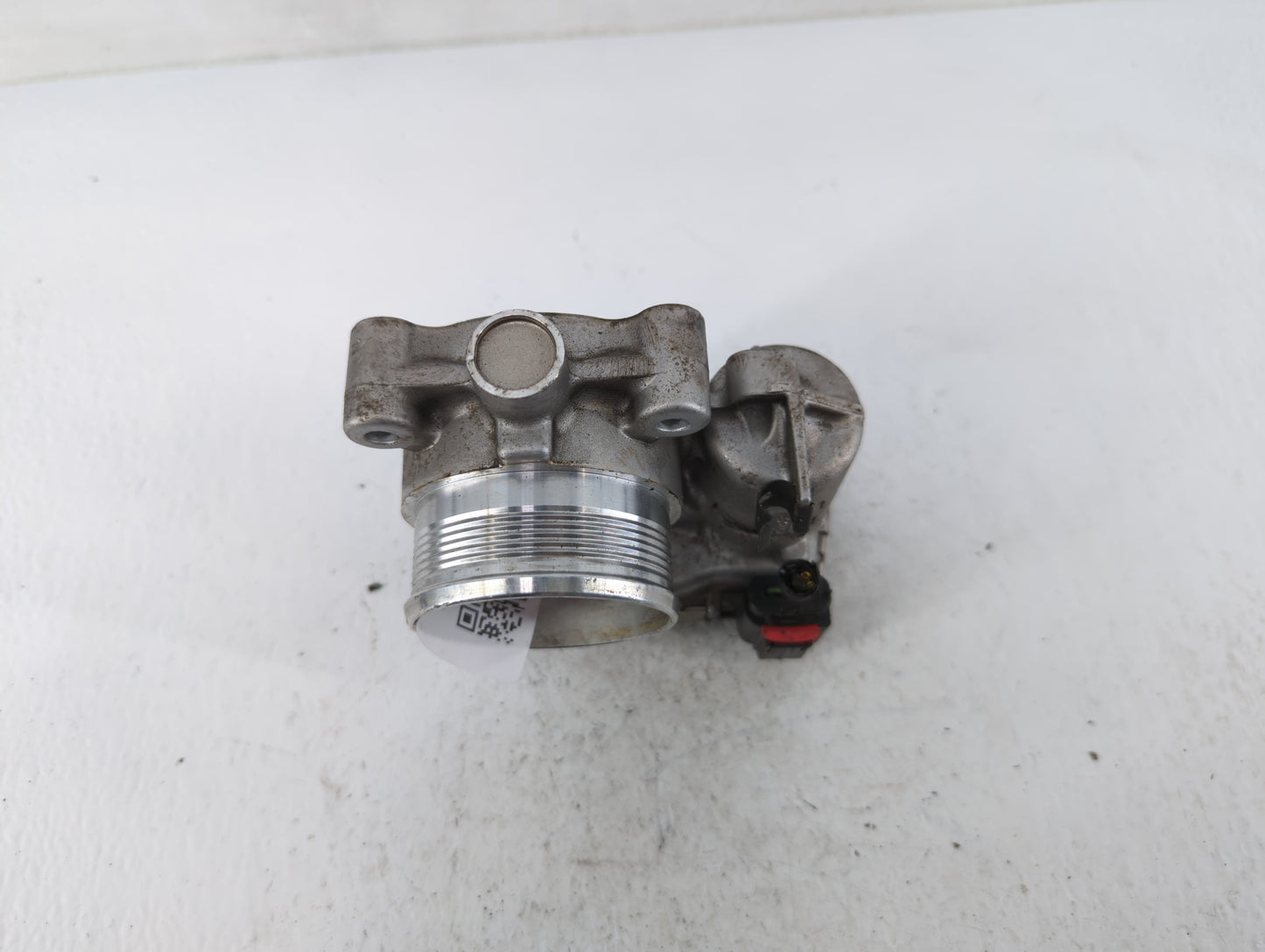 2014-2018 Ford Focus Throttle Body P/N:DS7E-9F991-BB Fits Fits 2014 2015 2016 2017 2018 2019 2020 2021 2022 OEM Used Auto Pa