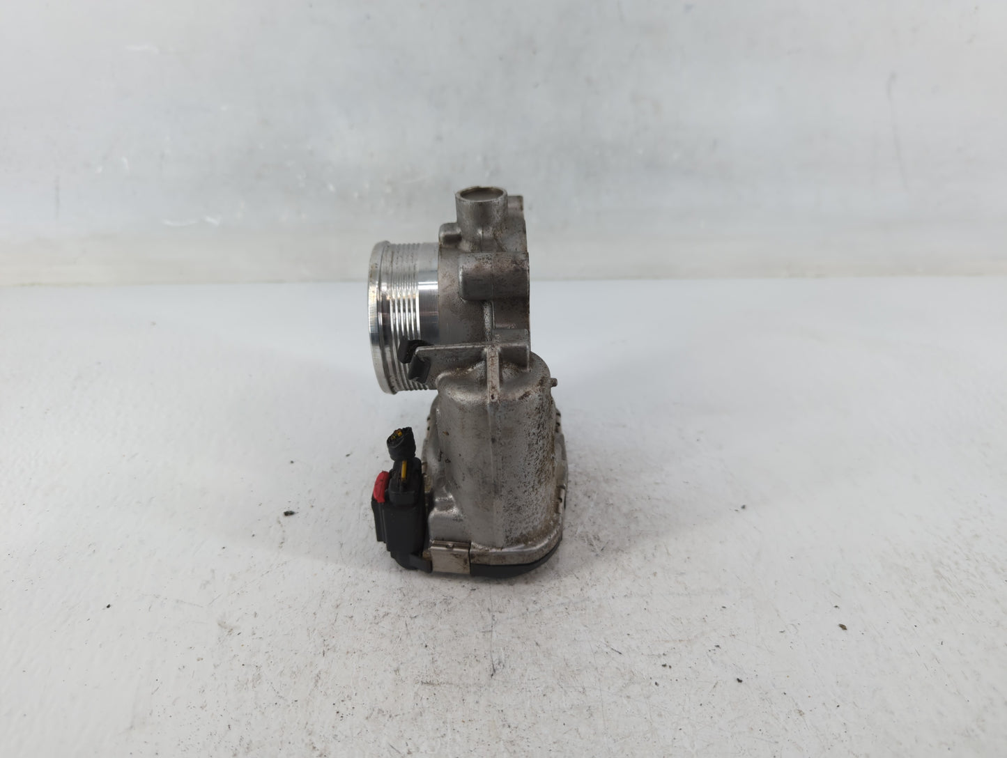 2014-2018 Ford Focus Throttle Body P/N:DS7E-9F991-BB Fits Fits 2014 2015 2016 2017 2018 2019 2020 2021 2022 OEM Used Auto Pa