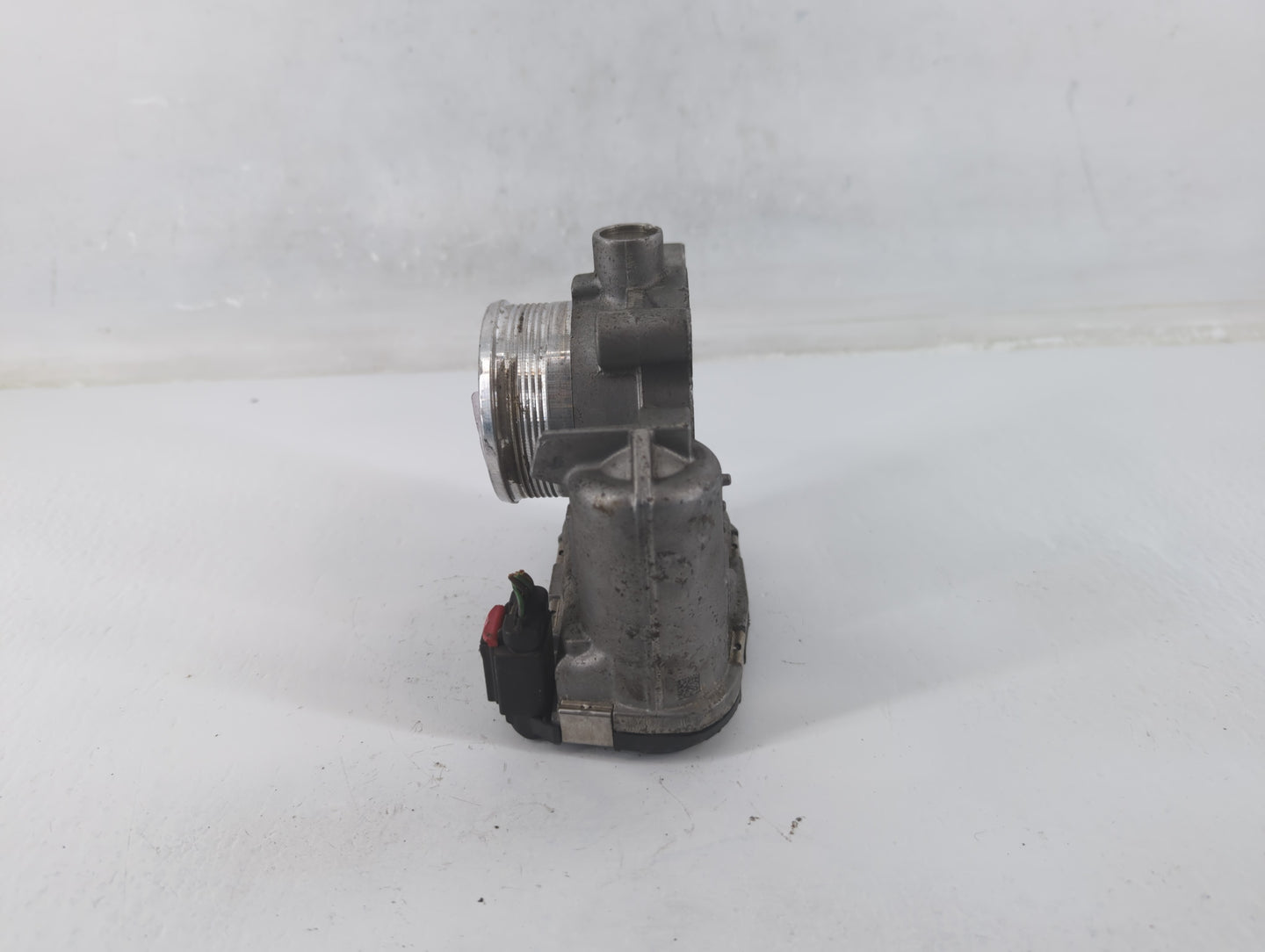 2014-2018 Ford Focus Throttle Body P/N:DS7E-9F991-BB Fits Fits 2014 2015 2016 2017 2018 2019 2020 2021 2022 OEM Used Auto Pa