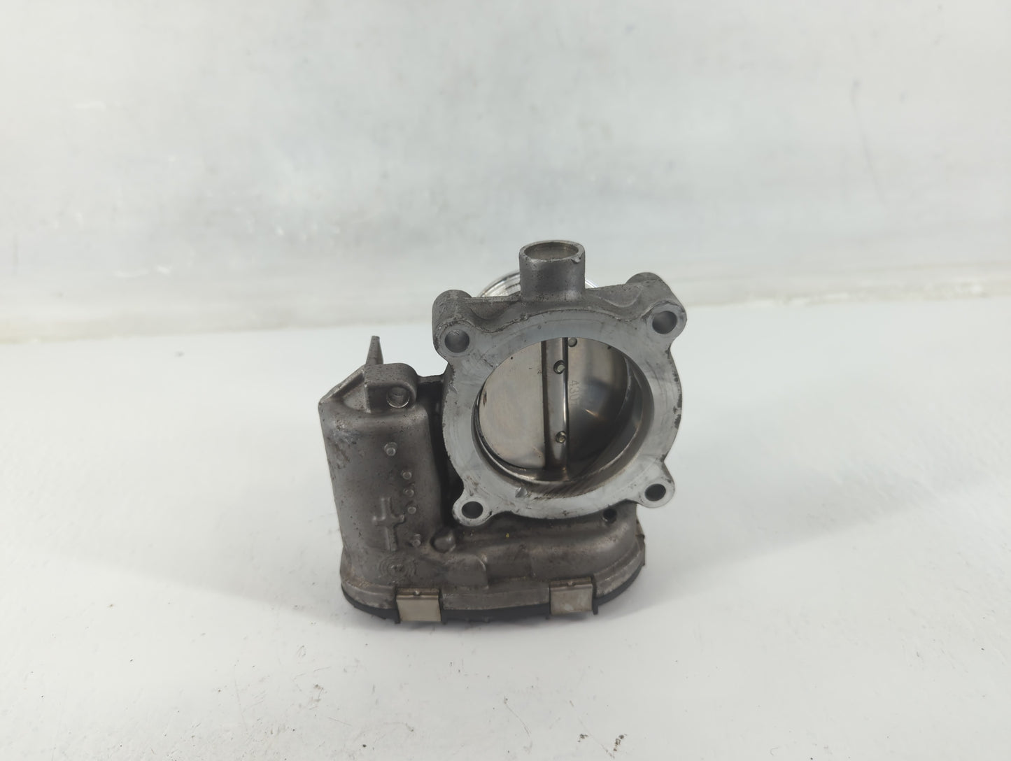 2014-2018 Ford Focus Throttle Body P/N:DS7E-9F991-BB Fits Fits 2014 2015 2016 2017 2018 2019 2020 2021 2022 OEM Used Auto Pa