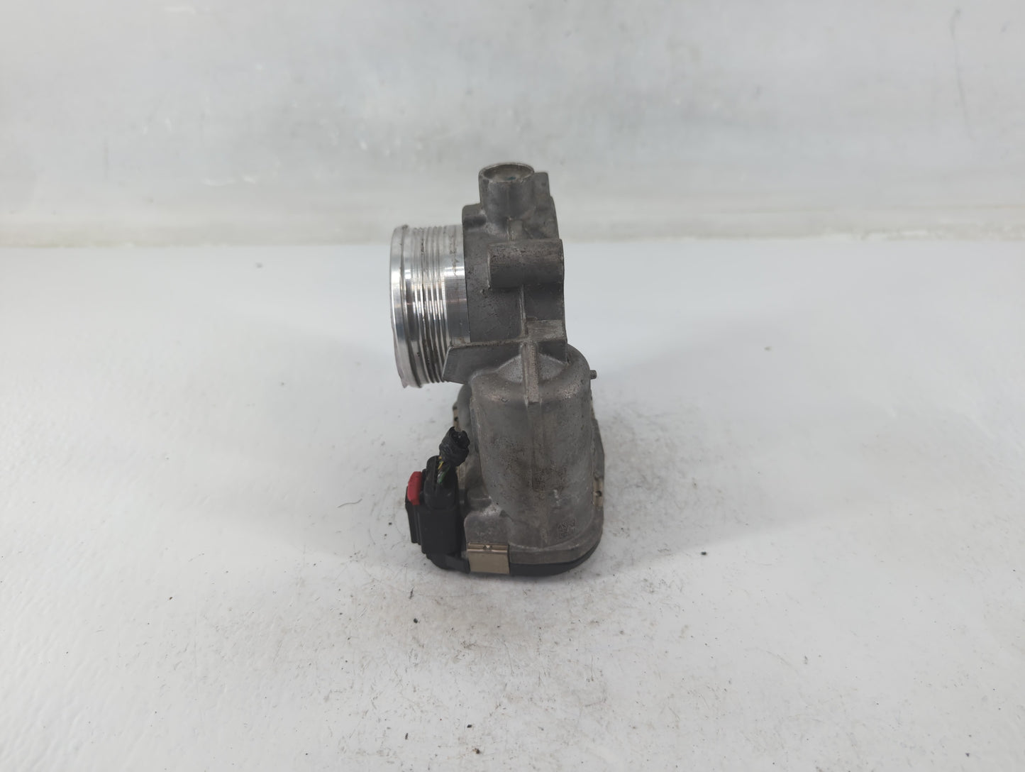 2014-2018 Ford Focus Throttle Body P/N:DS7E-9F991-BB Fits Fits 2014 2015 2016 2017 2018 2019 2020 2021 2022 OEM Used Auto Pa
