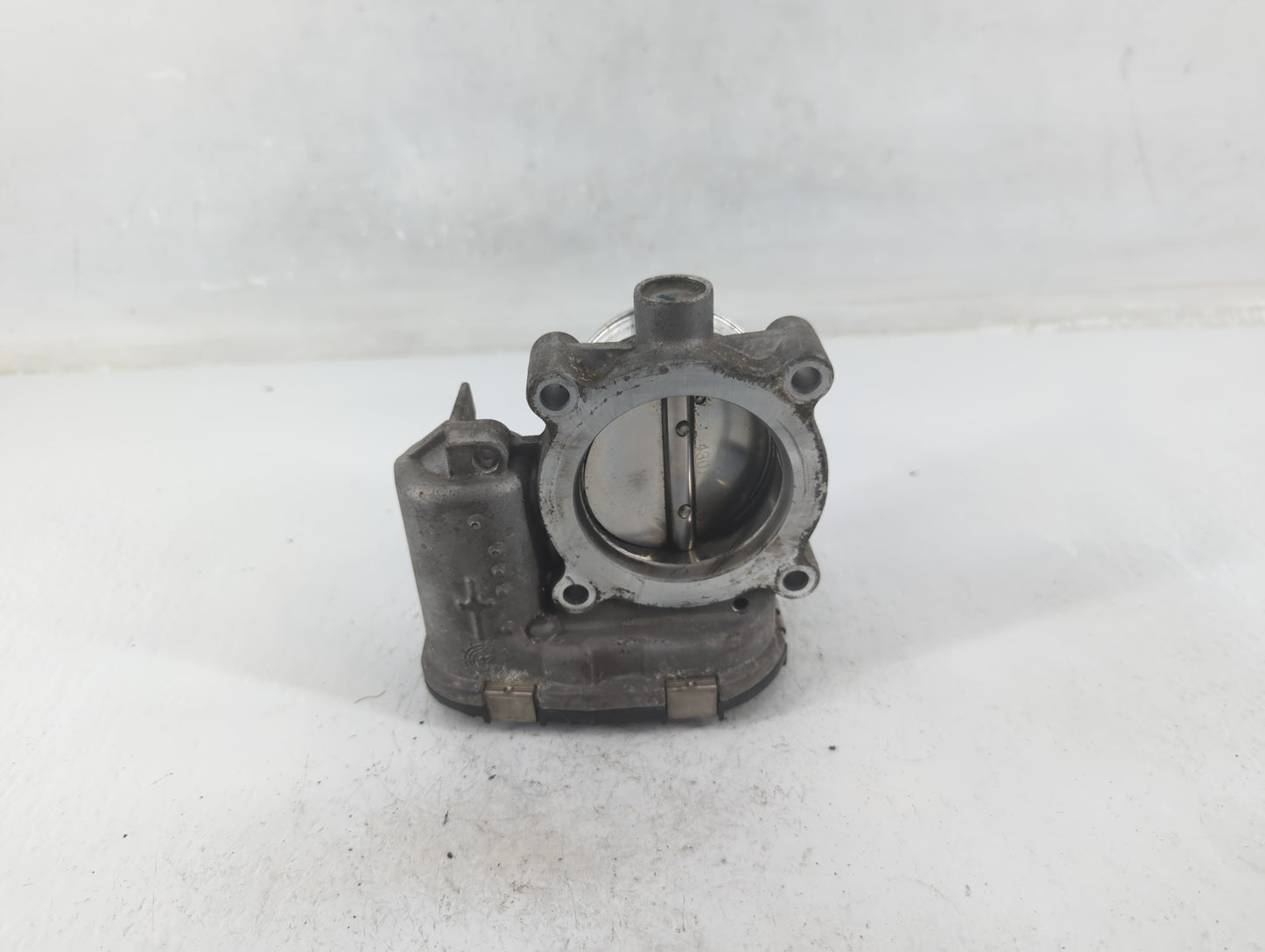 2014-2018 Ford Focus Throttle Body P/N:DS7E-9F991-BB Fits Fits 2014 2015 2016 2017 2018 2019 2020 2021 2022 OEM Used Auto Pa