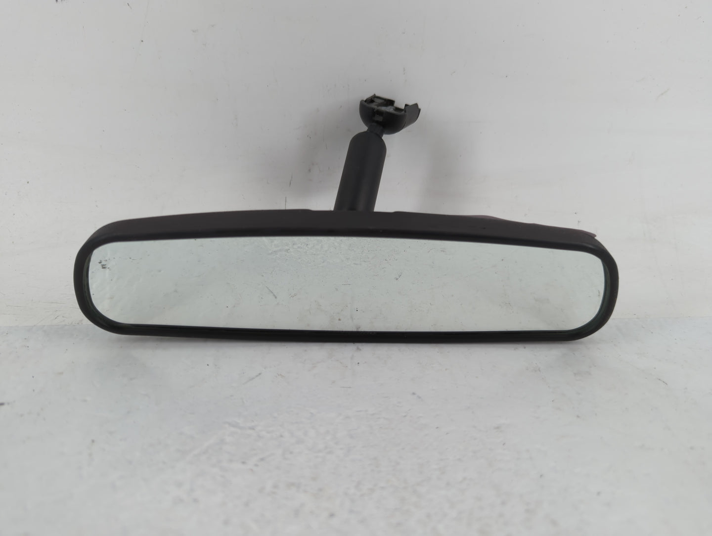 2010-2018 Ford Focus Interior Rear View Mirror Replacement OEM P/N:E8011681 R8011681 Fits OEM Used Auto Parts - Oemusedautop