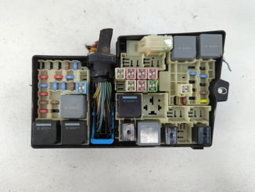 2012-2014 Ford Focus Fusebox Fuse Box Panel Relay Module P/N:AV6T-14A067-AC Fits Fits 2012 2013 2014 OEM Used Auto Parts