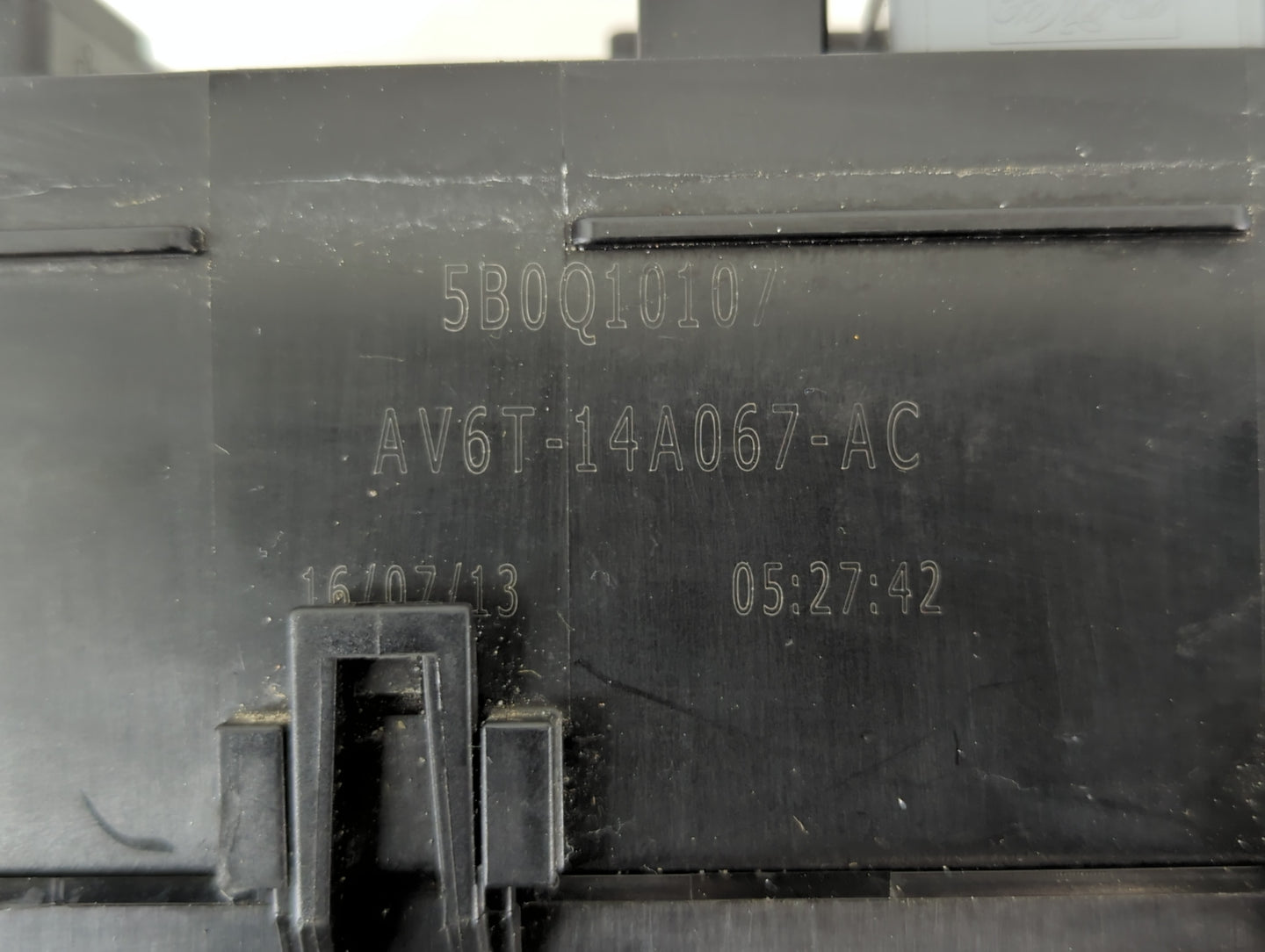 2012-2014 Ford Focus Fusebox Fuse Box Panel Relay Module P/N:AV6T-14A067-AC Fits Fits 2012 2013 2014 OEM Used Auto Parts - O