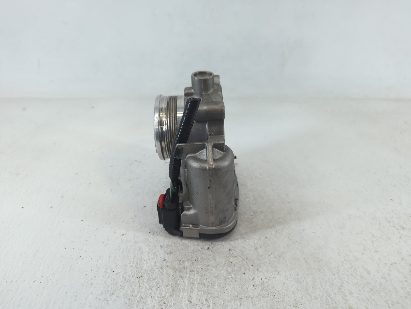 2014-2018 Ford Focus Throttle Body P/N:DS7E-9F991-BB Fits Fits 2014 2015 2016 2017 2018 2019 2020 2021 2022 OEM Used Auto Pa