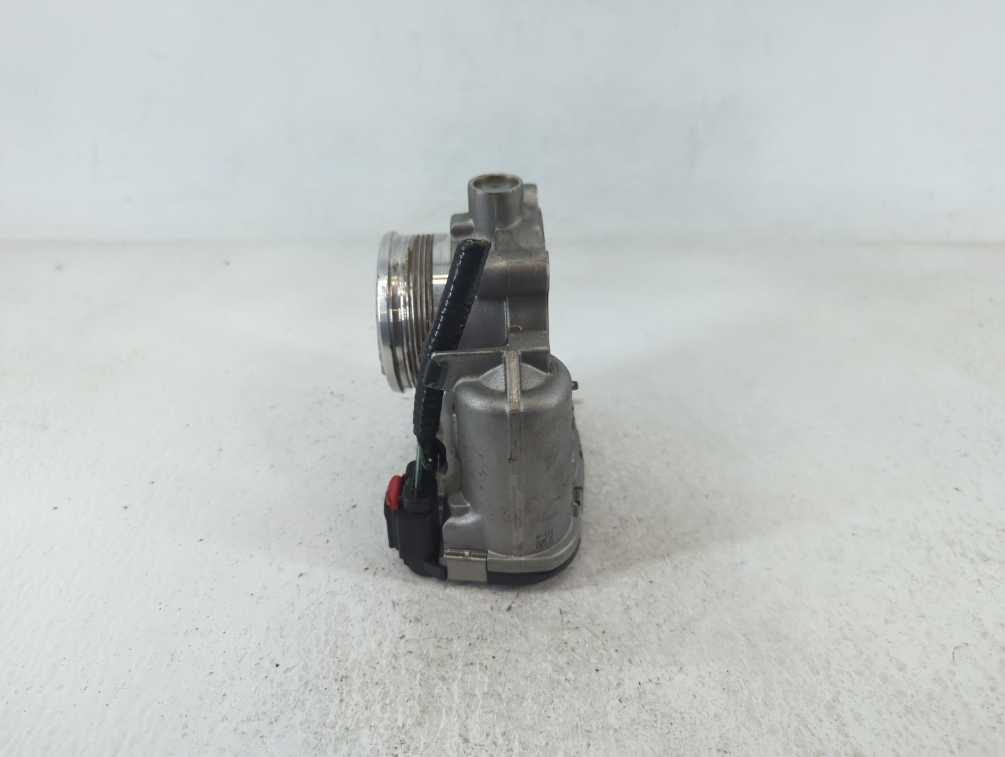2014-2018 Ford Focus Throttle Body P/N:DS7E-9F991-BB Fits Fits 2014 2015 2016 2017 2018 2019 2020 2021 2022 OEM Used Auto Pa