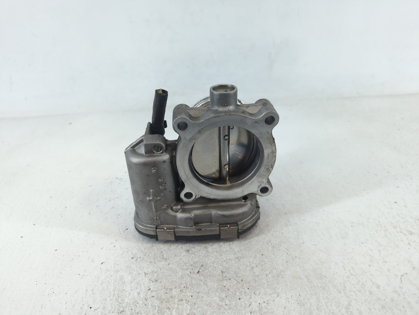 2014-2018 Ford Focus Throttle Body P/N:DS7E-9F991-BB Fits Fits 2014 2015 2016 2017 2018 2019 2020 2021 2022 OEM Used Auto Pa