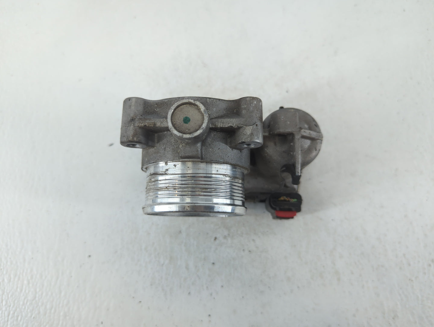 2014-2018 Ford Focus Throttle Body P/N:DS7E-9F991-BB Fits Fits 2014 2015 2016 2017 2018 2019 2020 2021 2022 OEM Used Auto Pa